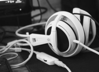 Best Headset For Gaming and Music